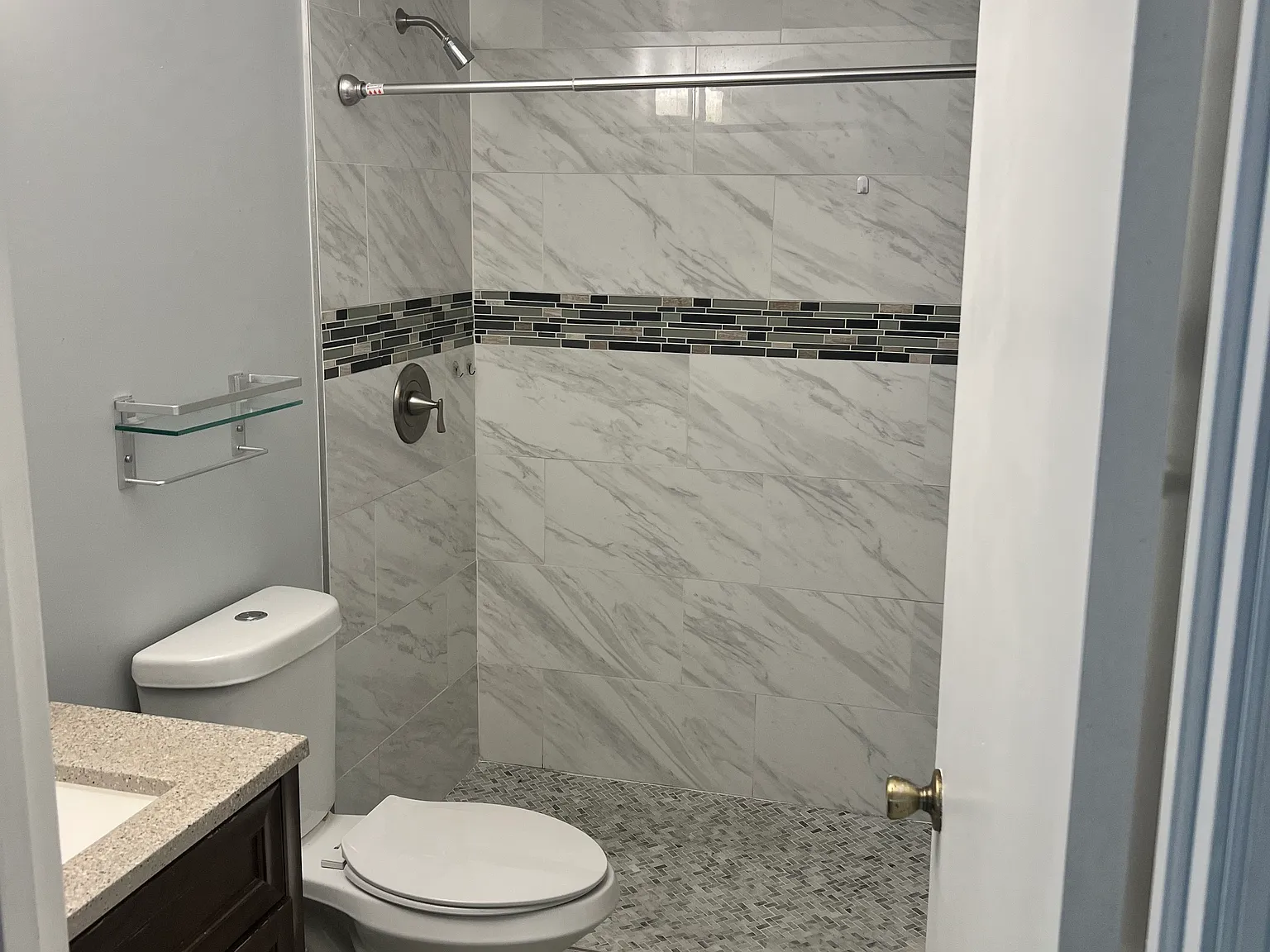 2 bed, 924 sqft, $1,750 — Photo 4