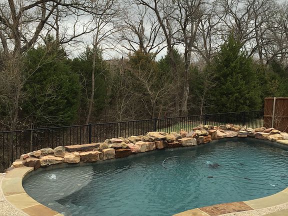 4th image of 412 Preston Creek Dr