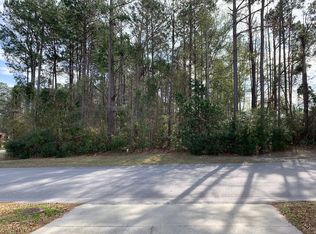 1216 Longleaf Dr, Manning, SC 29102