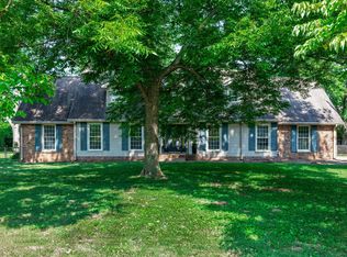 1327 General Macarthur Dr, Brentwood, TN 37027