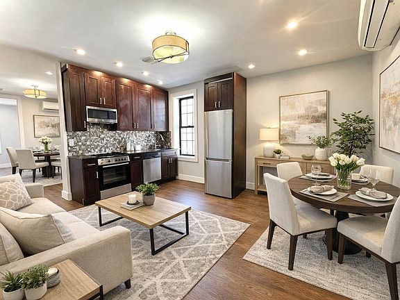3rd image of 6702 60th St APT 1