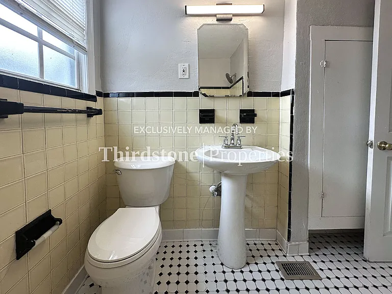 2660 Gale Ct #2 — Photo 9