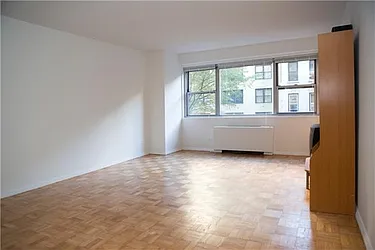 Rented by Nest Seekers International