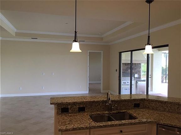5th image of 28090 Wicklow Ct