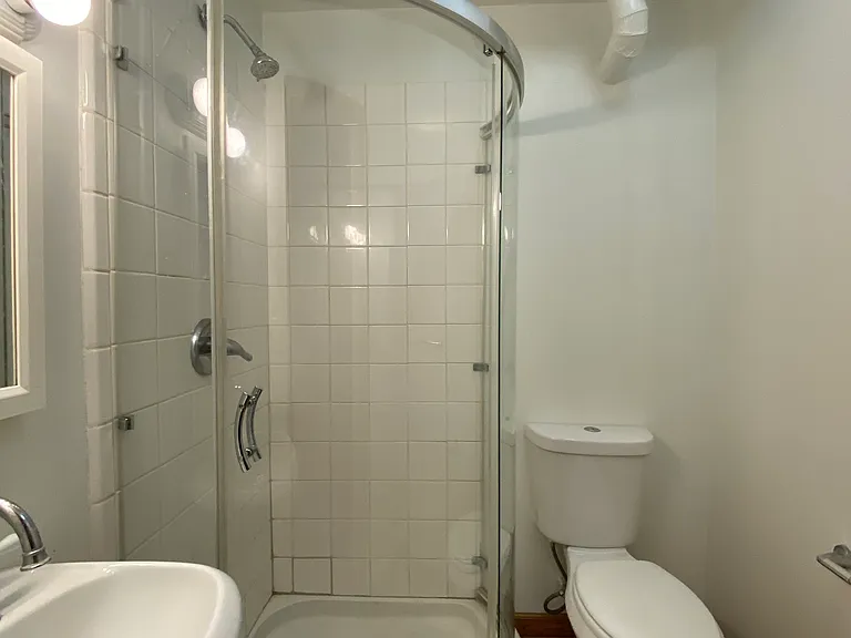 1807 S May St #2B — Photo 6