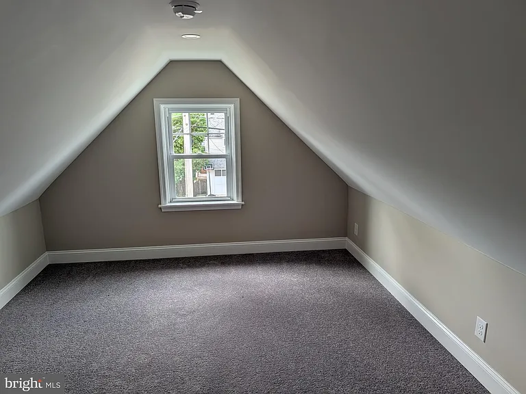 25 Jones Ave #2 — Photo 12