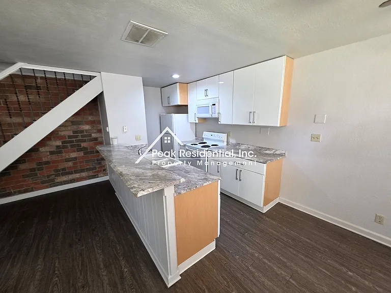 5948 Walerga Rd #3 — Photo 5