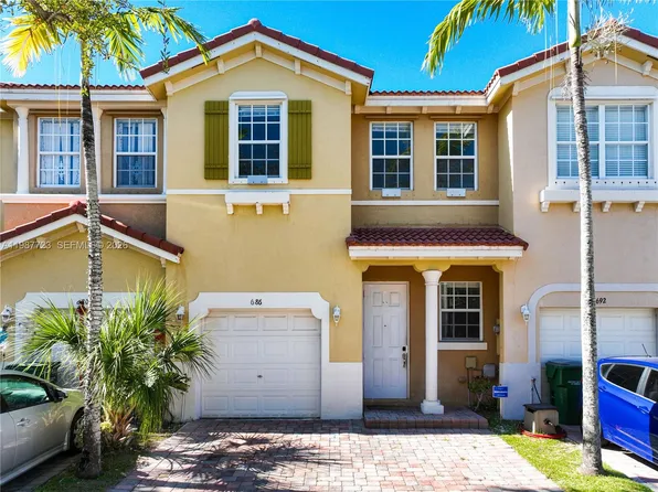 686 NE 21st Ave, Homestead, FL 33033