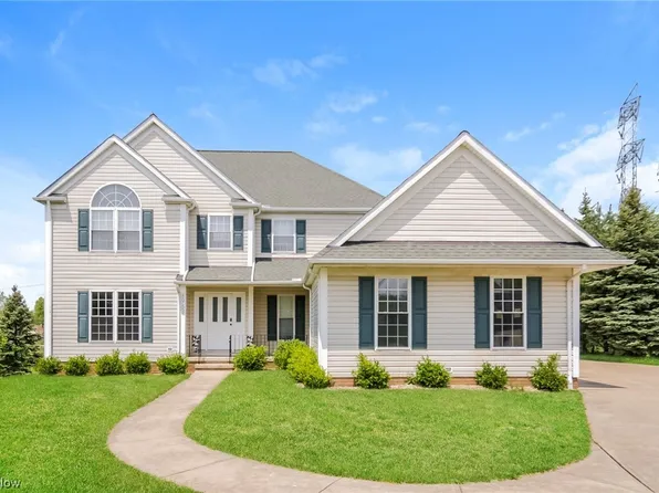 8983 Griswold Cir, Macedonia, OH 44056