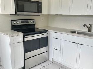 908 SW 2nd Ave #1, Hallandale, FL 33009