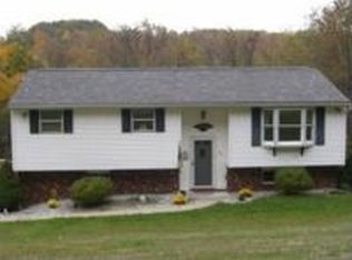 40 King Rd, Mc Donald, PA 15057