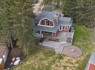 8 Beaver Cres, Larkspur, AB T0G1H0