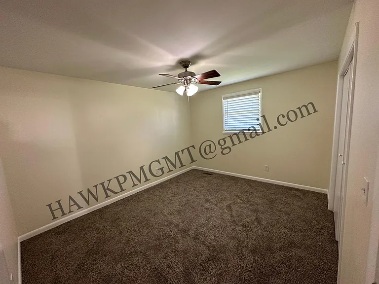 210 Luckett Pl — Photo 8