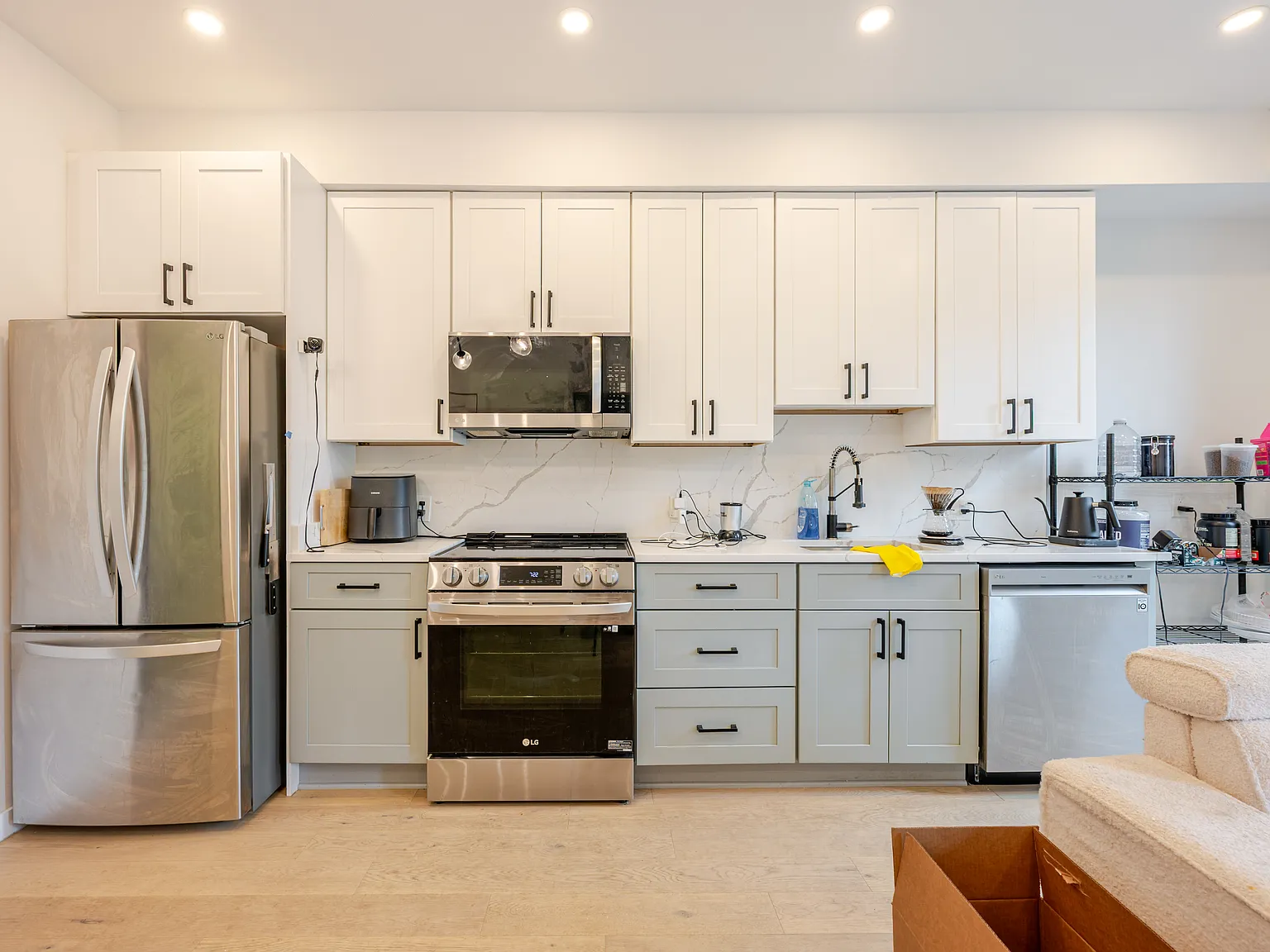 1 bed, 736 sqft, $2,845 — Photo 4