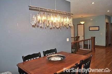 Master bedroom w/Walk-in Closet