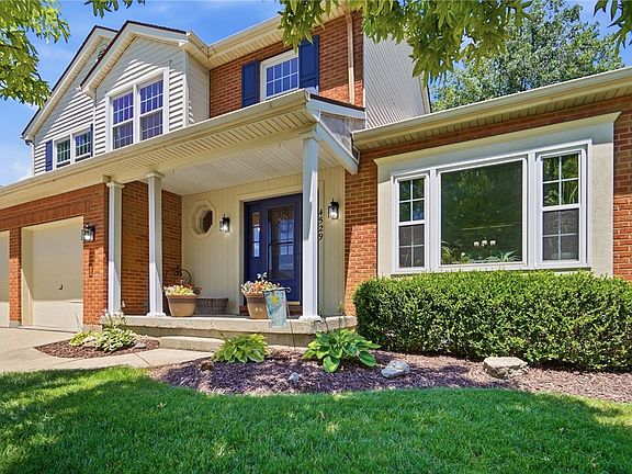 3rd image of 4529 Rosemont Ct