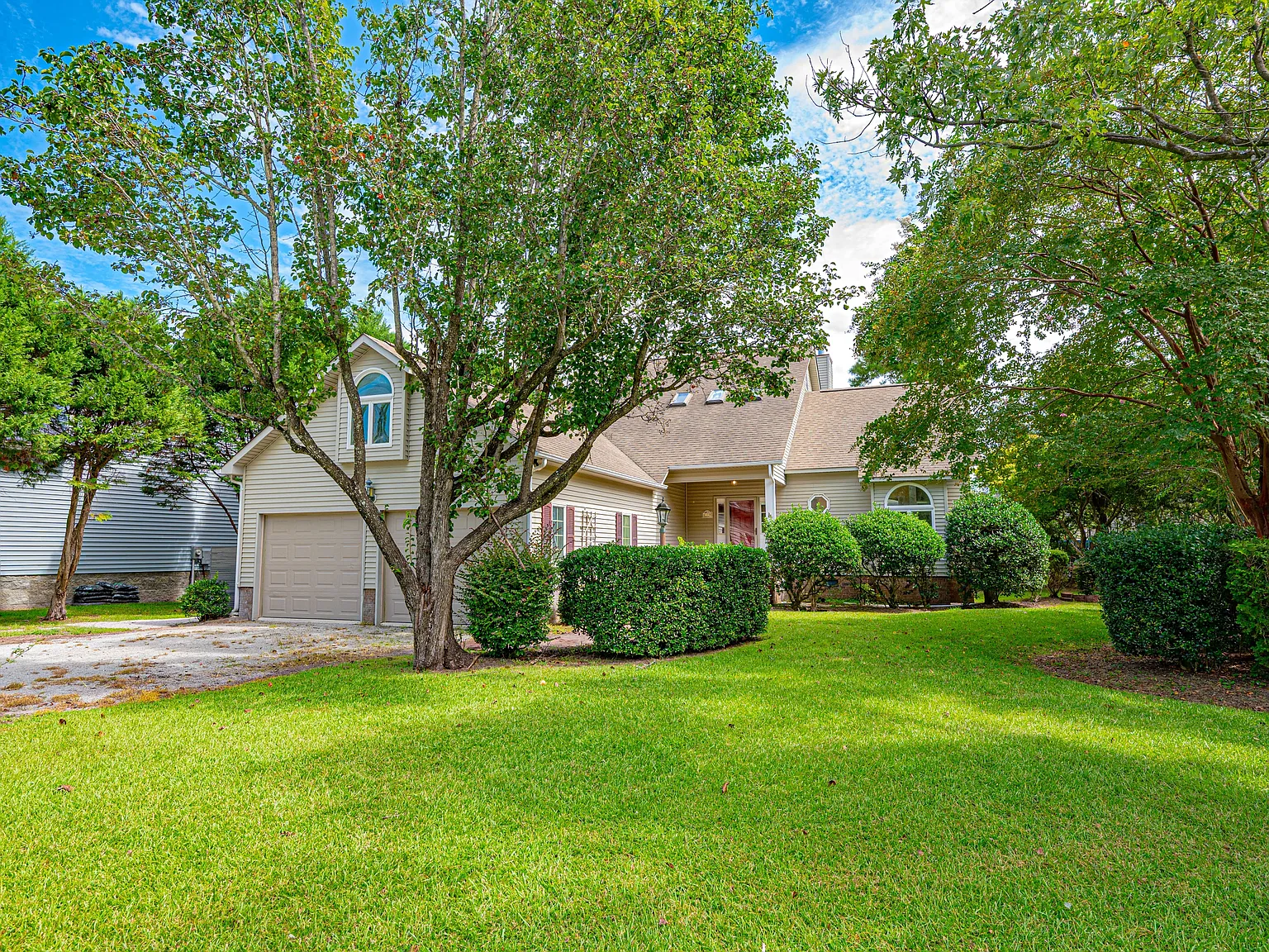 6118 Gondolier Drive - 1 — Photo 2