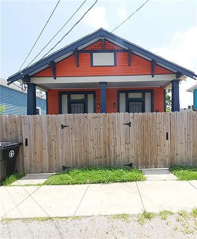 1st image of 1911 Port St