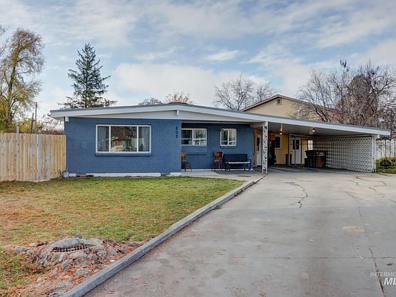 2nd image of 809 Terry Dr