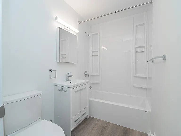 303 Stradbrook Ave #3 — Photo 12
