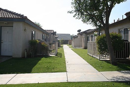 3rd image of 8207 Pebble Cove Ct APT C