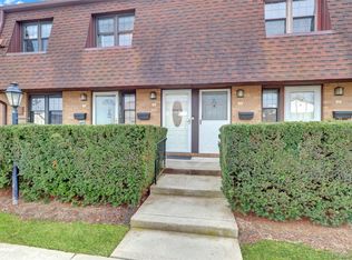 219 Mariners Way, Copiague, NY 11726