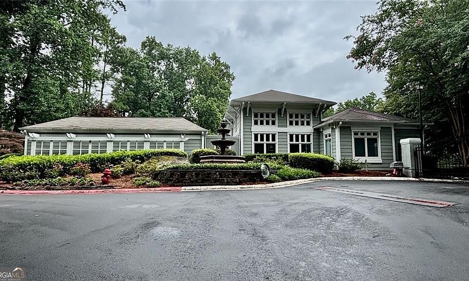 1st image of 713 Summit North Dr NE #713