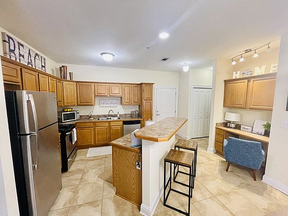 2nd image of 16016 Lemoyne Blvd APT 1114