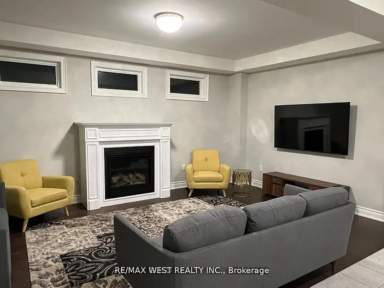 65 Port Royal Ave — Photo 3