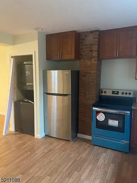 1 bed, 1.0 bath, $1,950 — Photo 3
