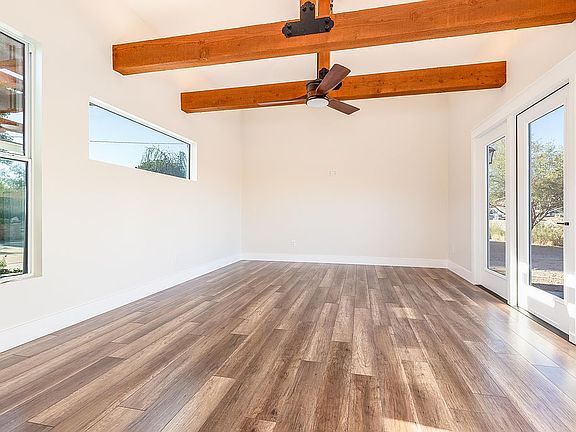 5th image of 810 Yaqui Dr