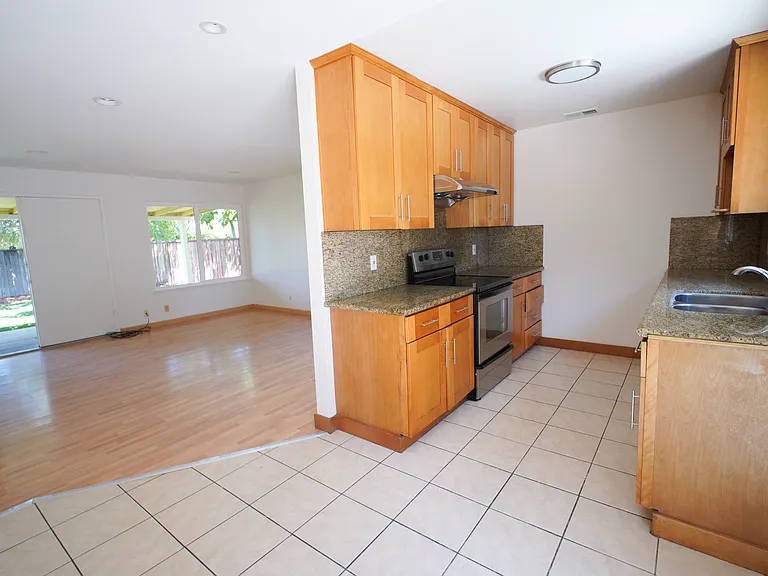 1510 Sierraville Ave — Photo 13
