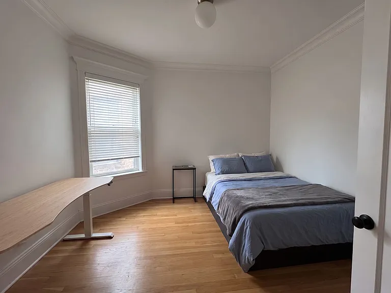 834 W Waveland Ave #1 — Photo 3