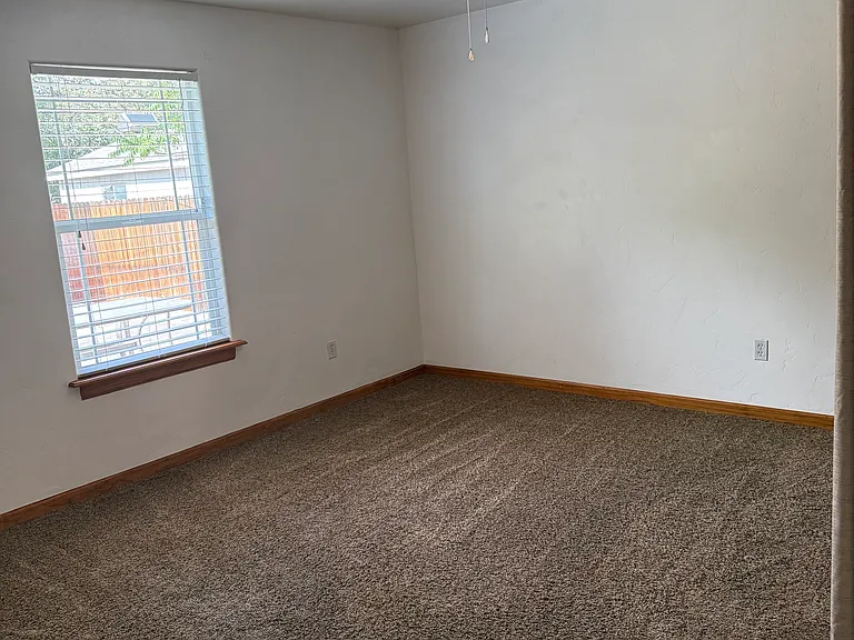 1420 Pinyon Ave — Photo 22