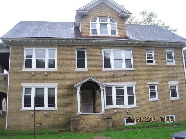 1st image of 1101 10th St