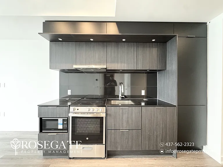 448 Burnhamthorpe Rd W #3507 — Photo 2