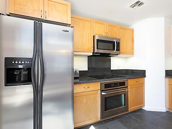 4th image of 1150 J St Unit 419