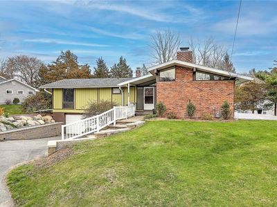 622 Pike Ave, Attleboro, MA, 02703