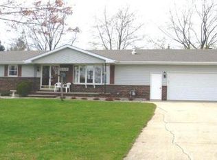 2105 Kavanaugh Rd, Kaukauna, WI 54130