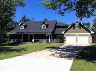 908 Spruce St, Waveland, MS 39576