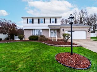 3060 Shalisma Dr, Youngstown, OH 44509