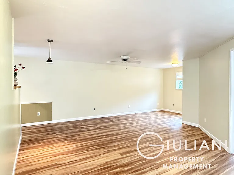 11 Fern Ln — Photo 6