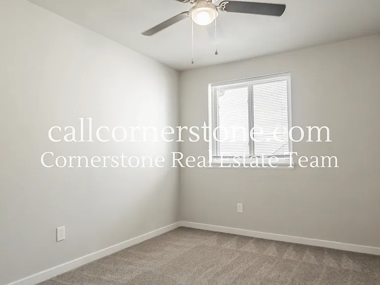 4877 Bluestem Dr — Photo 13