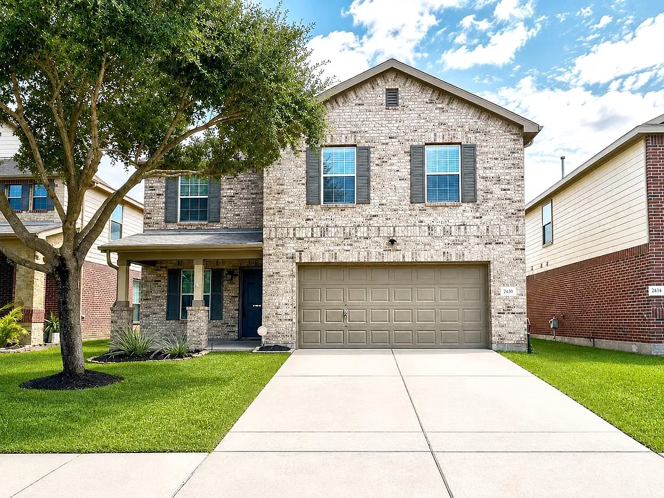 21439 Veneto Hills Ct