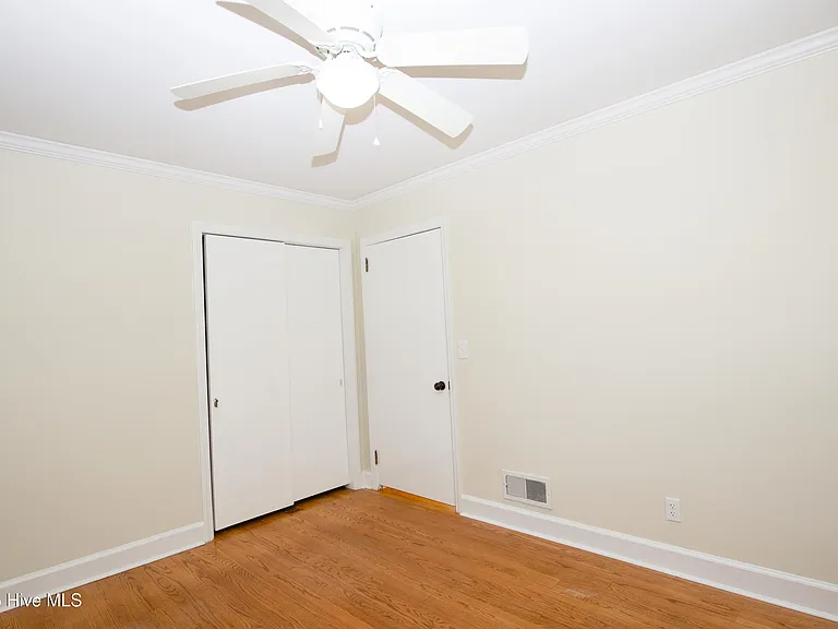 345 E New Hampshire Ave — Photo 31