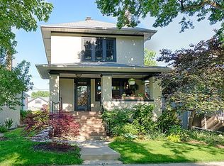 842 N Harvey Ave, Oak Park, IL