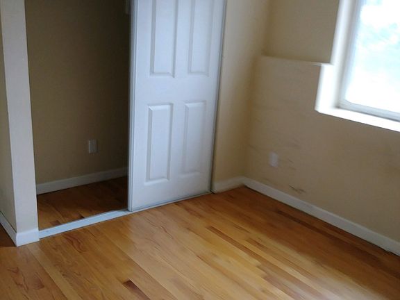 2nd image of 643 Saint Francis Blvd
