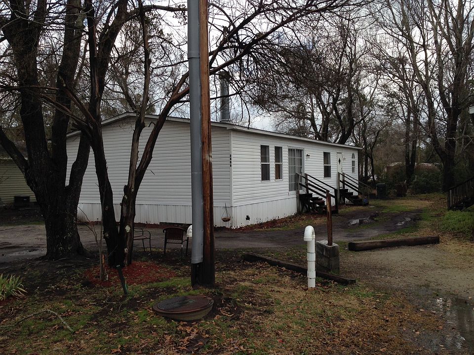 2nd image of 2606 Aycock Ave
