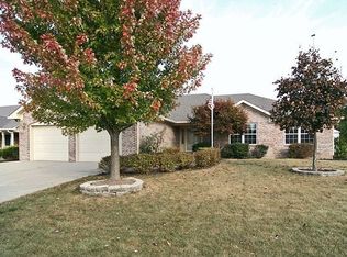 280 Lansdowne Dr, Noblesville, IN 46060