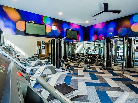 3rd image of 5035 E Russell Rd APT 2004